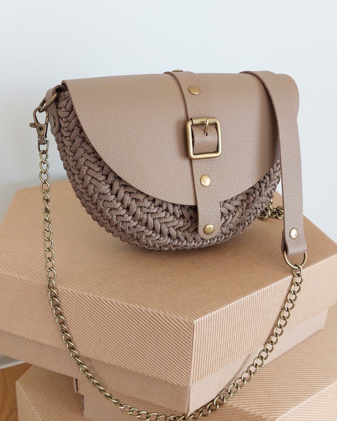 TOREBKA MIA – KAWA WYKOŃCZENIE KAWA – PASEK Z ŁAŃCUSZKIEM - obrazek 3