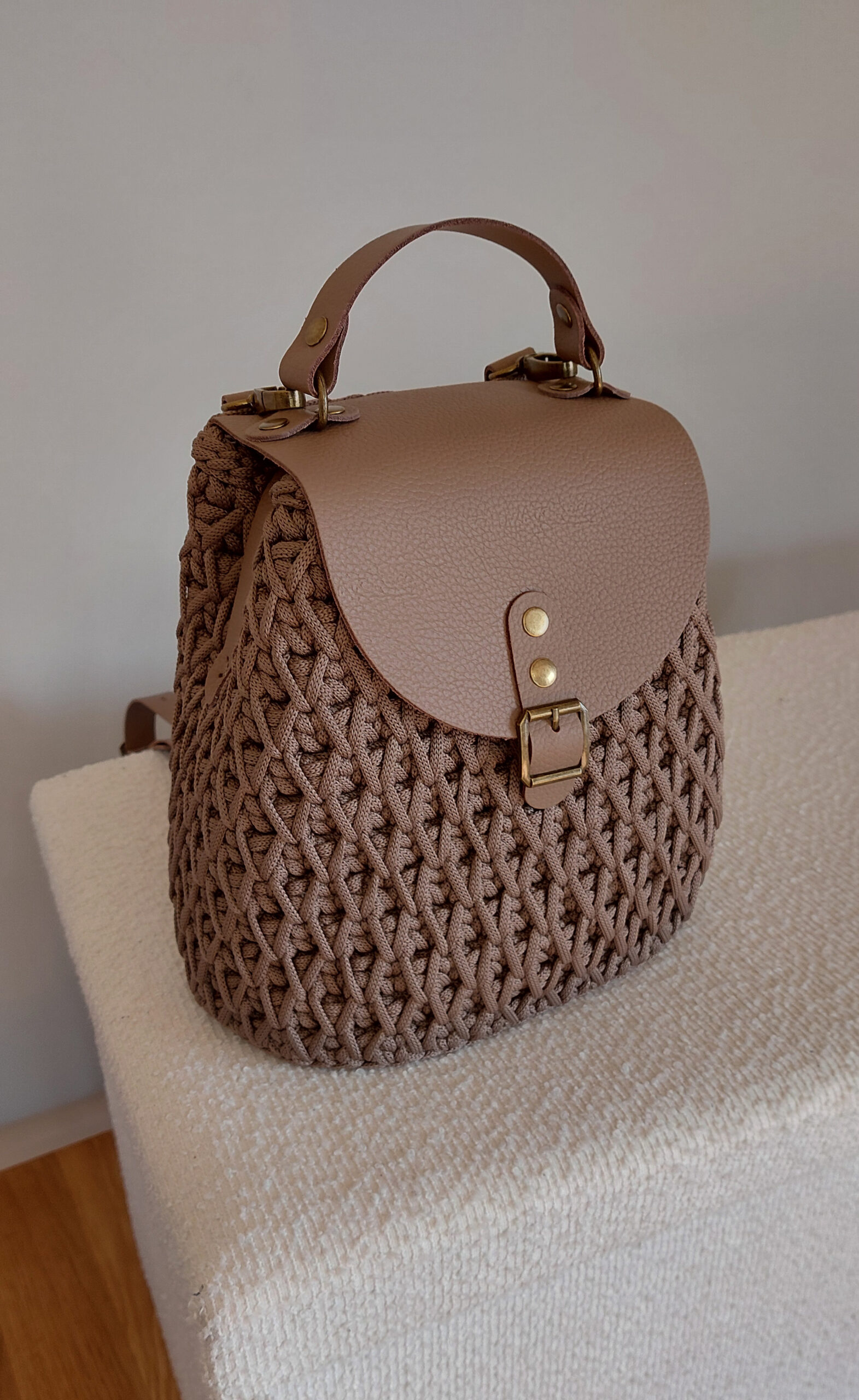 PLECAK HONEY SZYDEŁKOWY ZE SZNURKA I SKÓRY NATURALNEJ - KAWA - obrazek 4