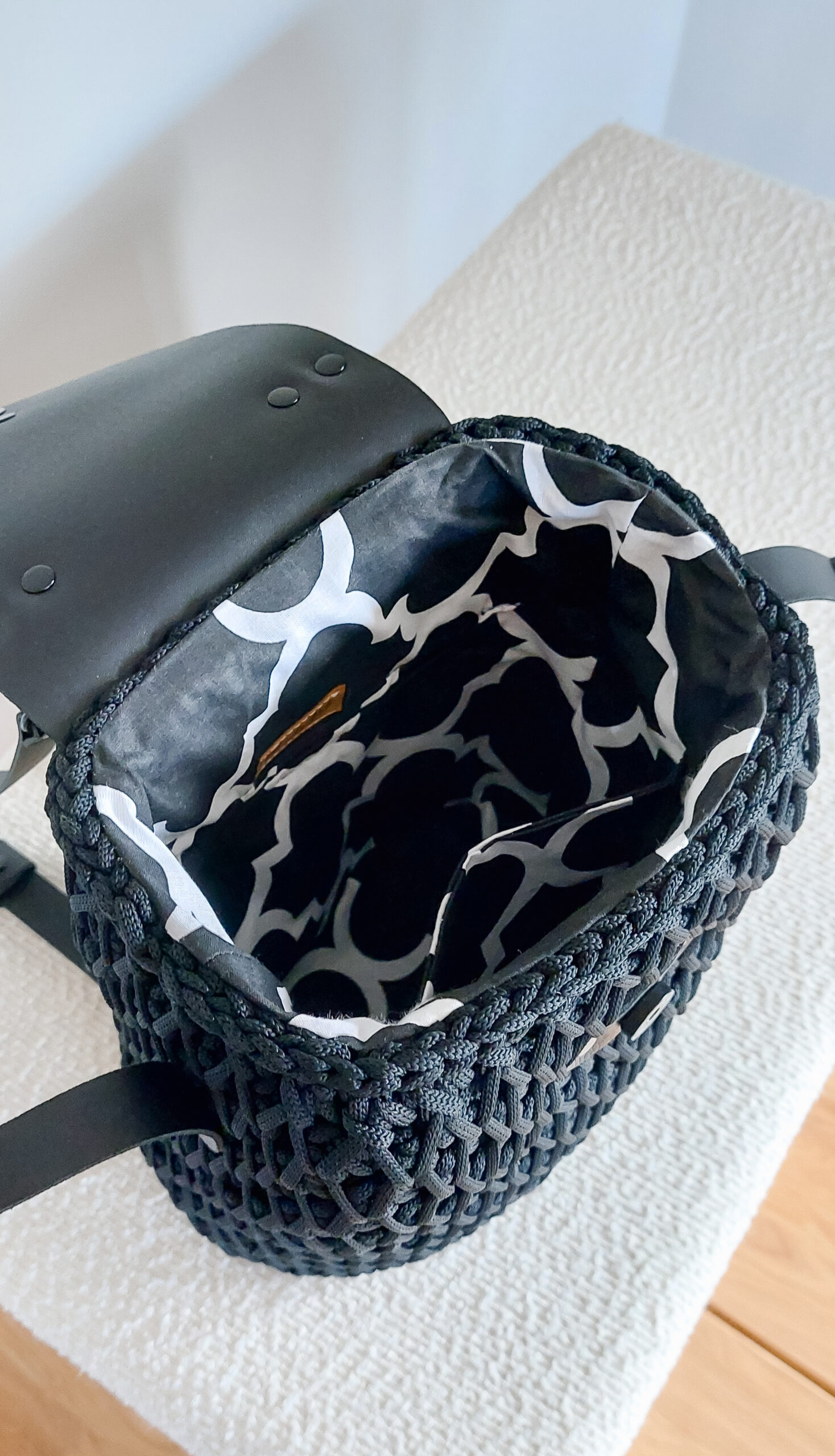 PLECAK HONEY SZYDEŁKOWY ZE SZNURKA I SKÓRY NATURALNEJ - CZARNY - obrazek 8